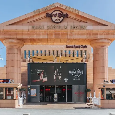 Cleopatra Palace מלון 4*