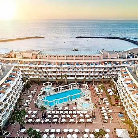 Готель Cleopatra Palace 4*