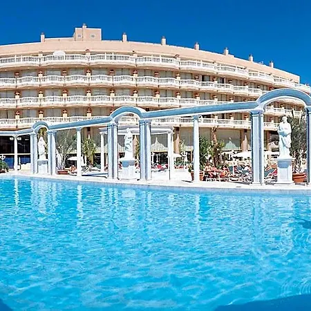 Cleopatra Palace Готель