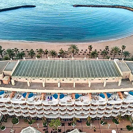 Cleopatra Palace Готель