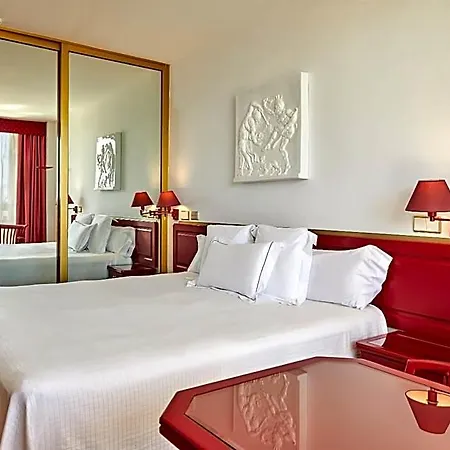 Готель Cleopatra Palace 4*