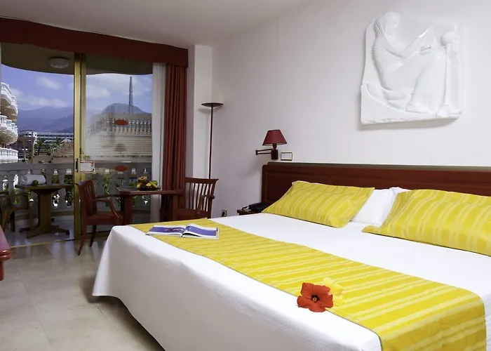 Cleopatra Palace 4* Playa de las Americas (Tenerife)