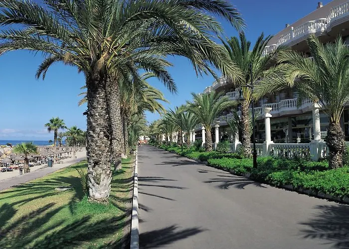 Hotel Cleopatra Palace 4*