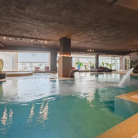 Cleopatra Palace Szálloda